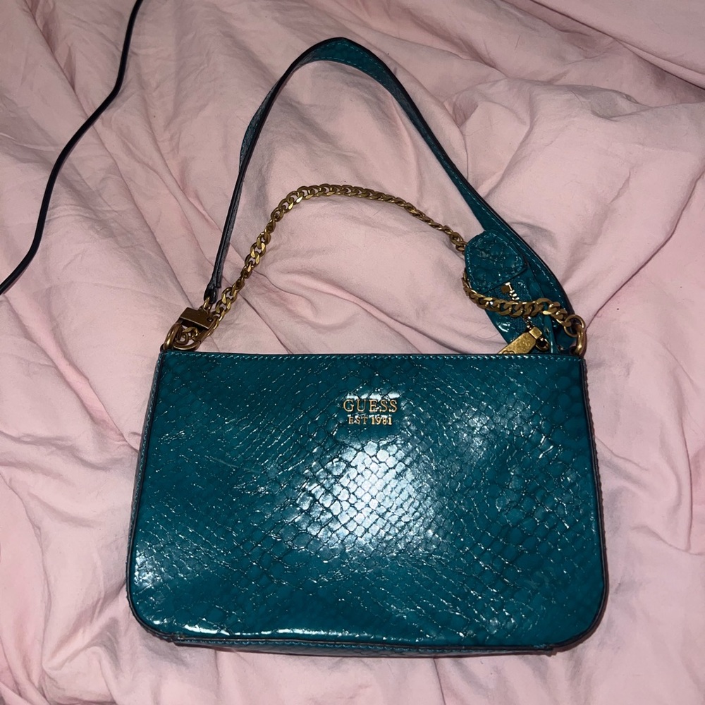 Guess purse
